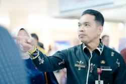 Terbukti Mark-up, Kadisdik Erisman Minta 2 Pekan 31 Sekolah Wajib Kembalikan Kelebihan Bayar Seragam